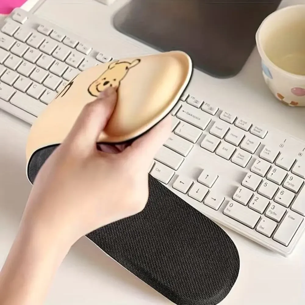 Pooh Bear Cute and Cheeky Mouse pad + Typing Wrist Support Set, mousepad